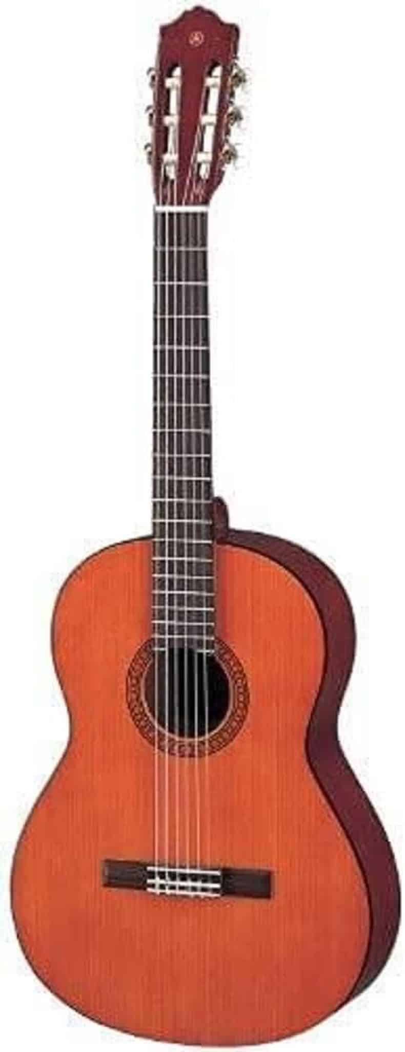 Test guitare Yamaha CS40II : l'idéal pour débutants