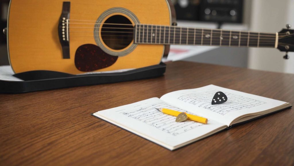 Méthodes d'apprentissage avec tablatures : démarrer du bon pied