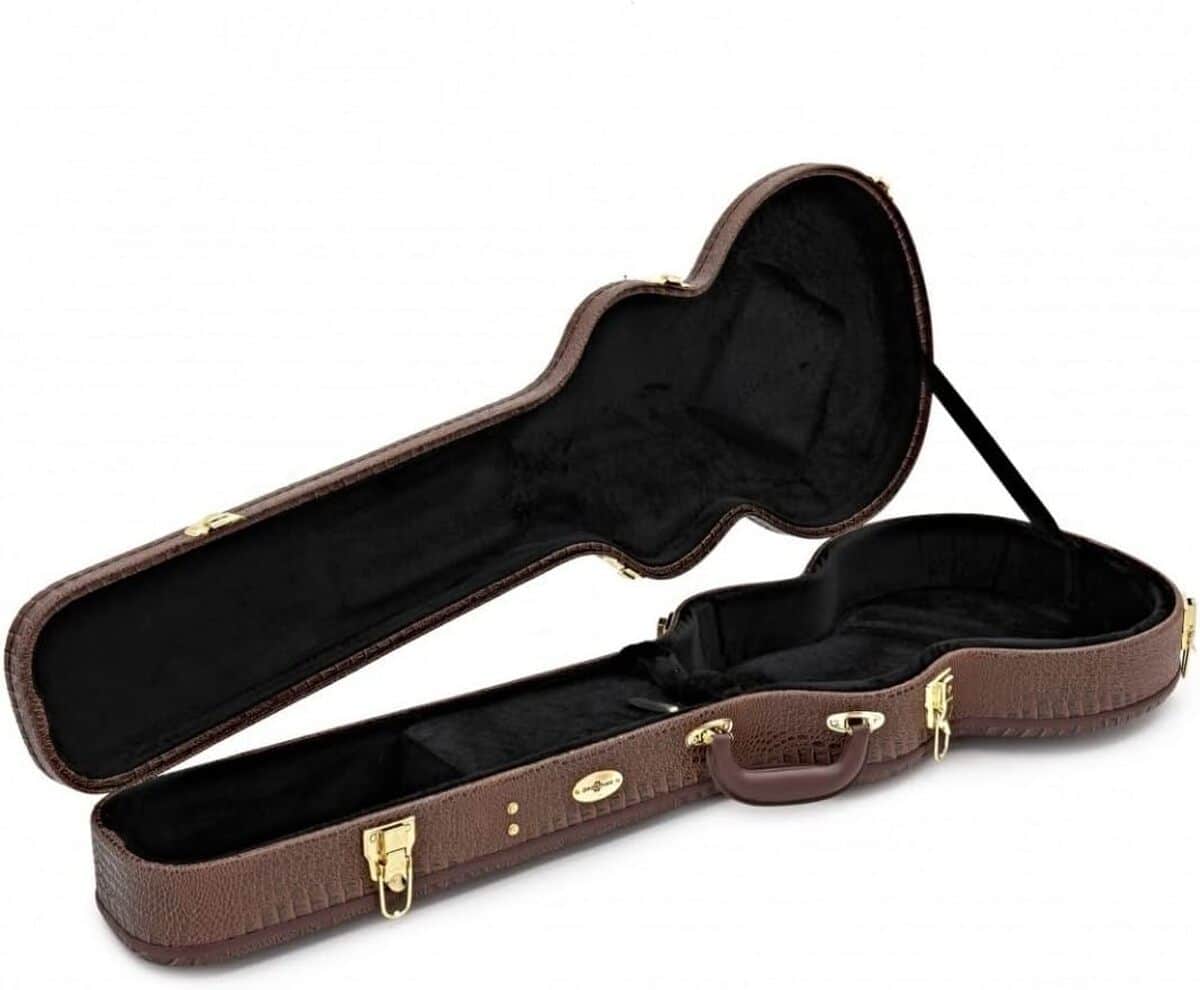 Test : étui rigide Deluxe Gear4music pour guitare électrique