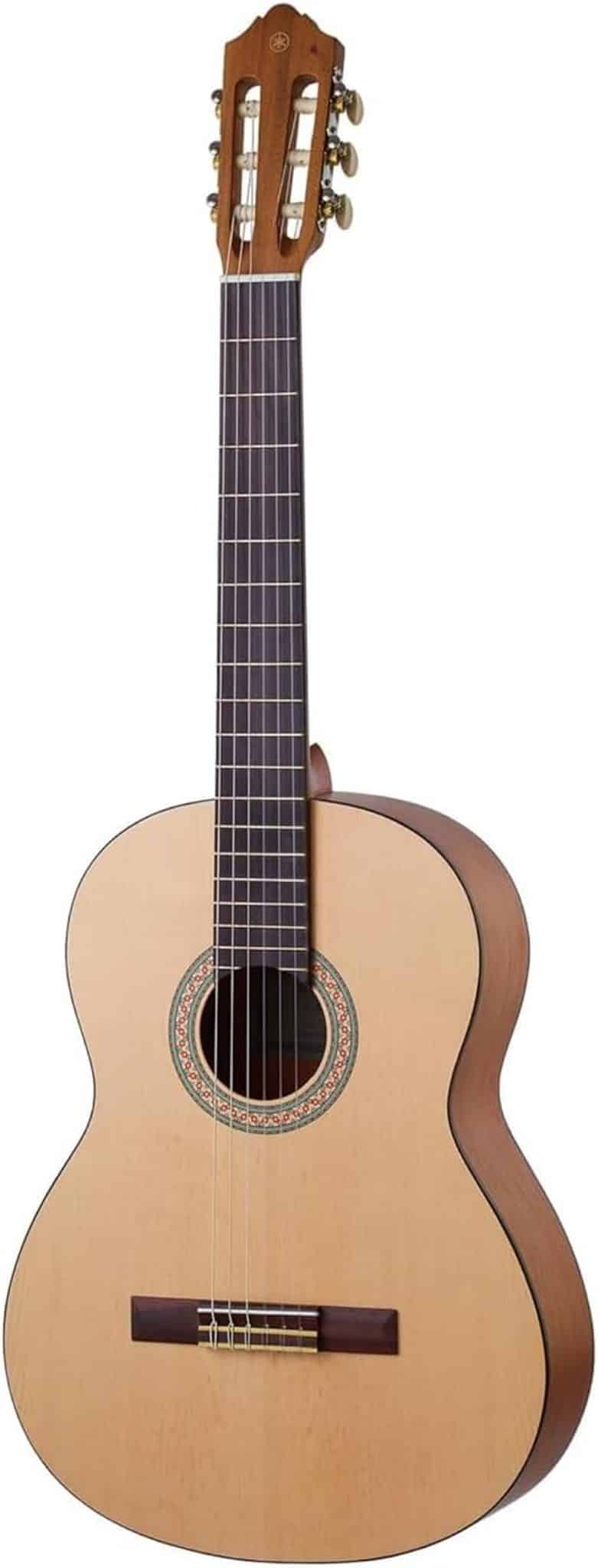 Test de la guitare classique Yamaha C40MII : idéale pour débutants