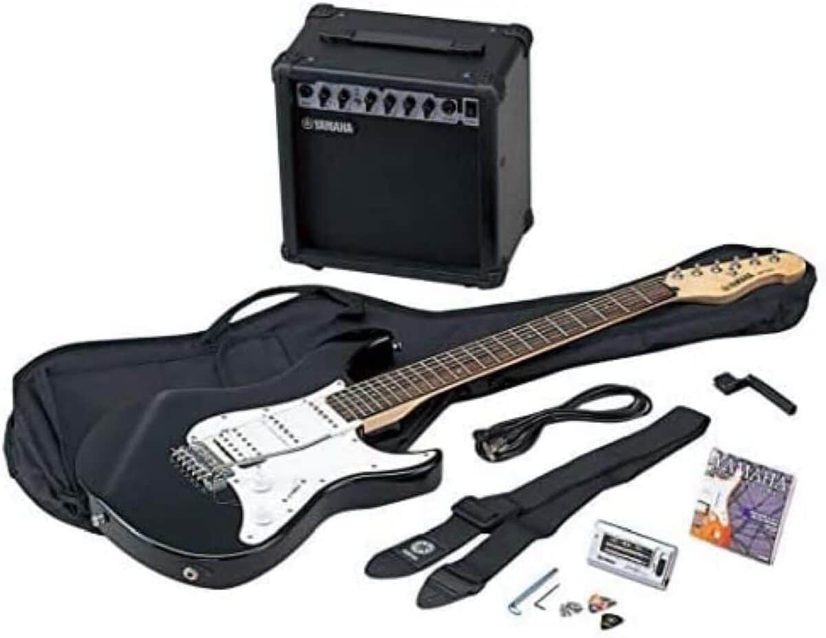 Test du kit guitare électrique Yamaha EG112GPIIHII noir/blanc