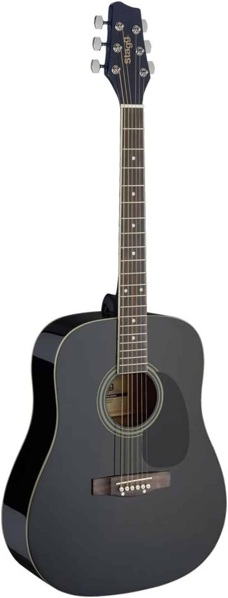 Test : guitare acoustique Stagg Dreadnought noire