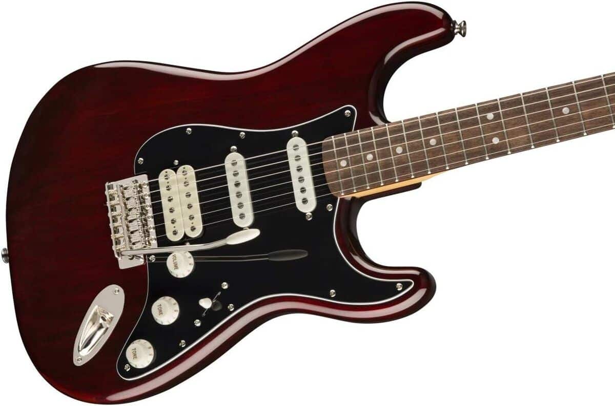 Test Squier Stratocaster HSS : guitare électrique au son rétro