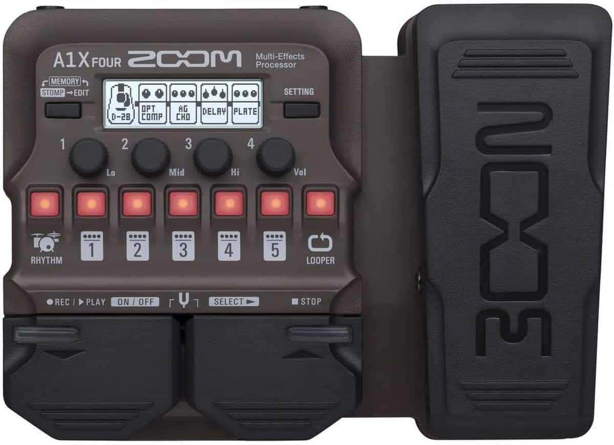 Test du Zoom A1X FOUR : multieffet avec pédale d'expression pour guitare électrique