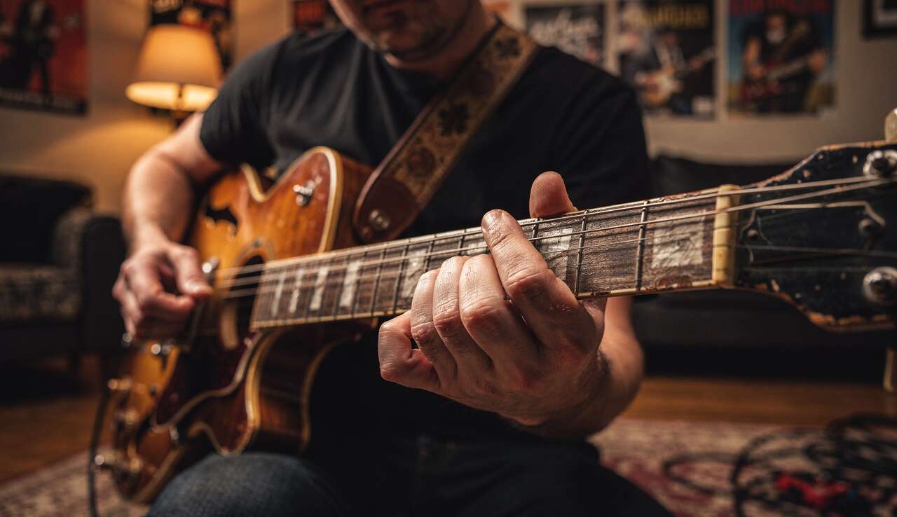 Explorer les triades avec &laquo; sultans of swing &raquo; de dire straits