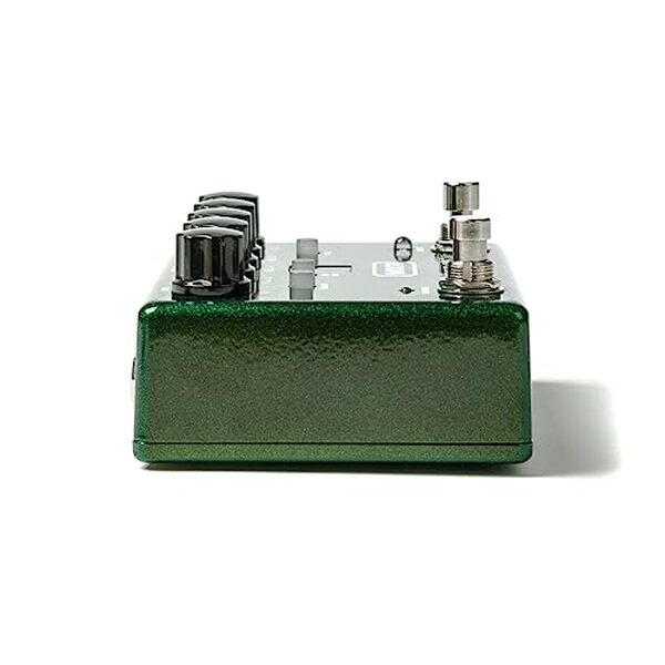 Découvrez notre avis détaillé sur la pédale delay MXR M292 Carbon Copy Deluxe avec le kit Tonebird : fonctionnalité, performance et polyvalence au rendez-vous.