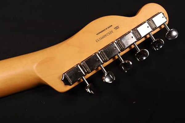 Découvrez notre test complet de la Fender Player II Telecaster MN Butterscotch Blonde : caractéristiques, son, jouabilité et verdict final de cette guitare électrique emblématique. 
