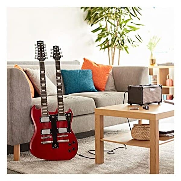 Découvrez notre test détaillé de la guitare électrique double manche Gear4music Brooklyn. Caractéristiques, performances et verdict sur ce modèle avec housse incluse. 