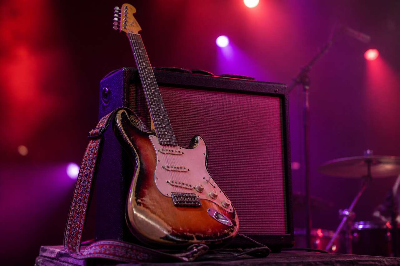 Les bases du jeu à la guitare électrique