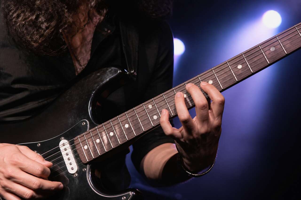 Quelles chansons utilisent la gamme mixolydienne : rep&eacute;rage chez nirvana et ailleurs
