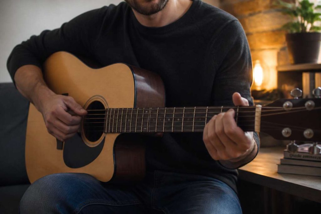 Bien débuter en improvisation guitare : guide essentiel