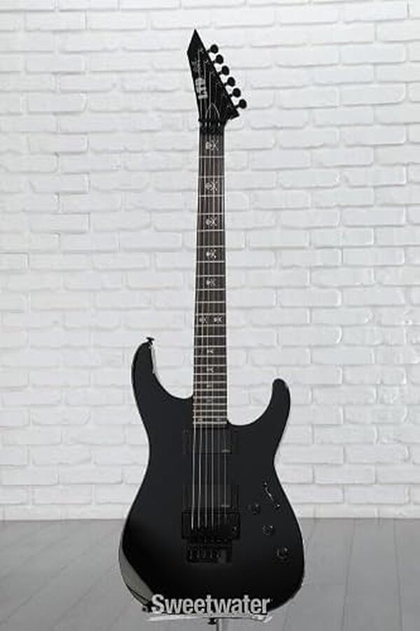 Découvrez notre test détaillé de la LTD KH-602 Kirk Hammett : caractéristiques, sonorité, confort et qualité de cette guitare électrique haut de gamme.